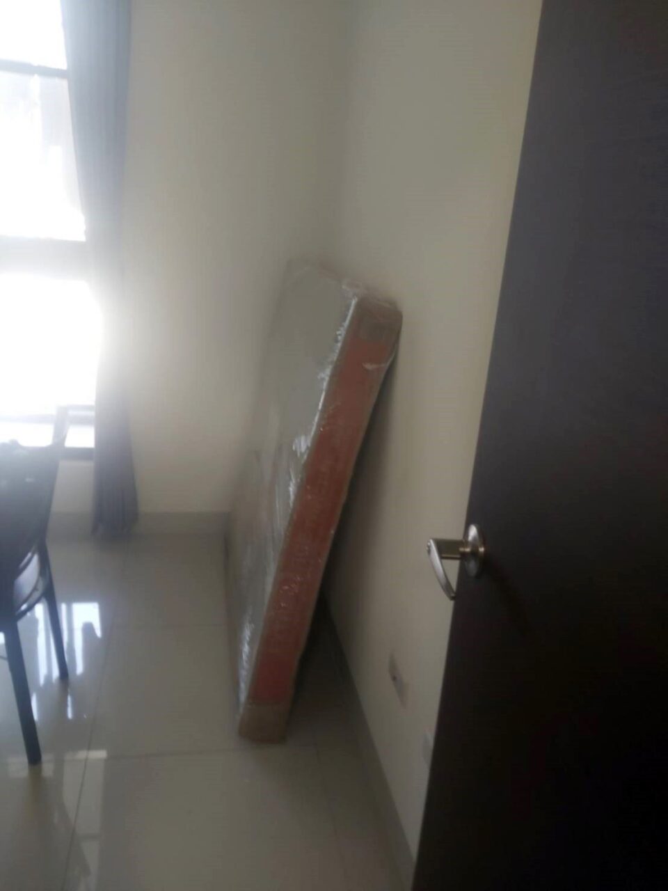 美國德州休士頓寄東西到台灣最便宜方式是透過Ship2TW公司，小東西寄空運，大東西寄海運，Ship2TW國際運輸公司提供組合式寄東西到台灣方式，結合空運時間快速及海運便宜價格，讓客戶享受最便宜方式從美國德州寄東西到台灣